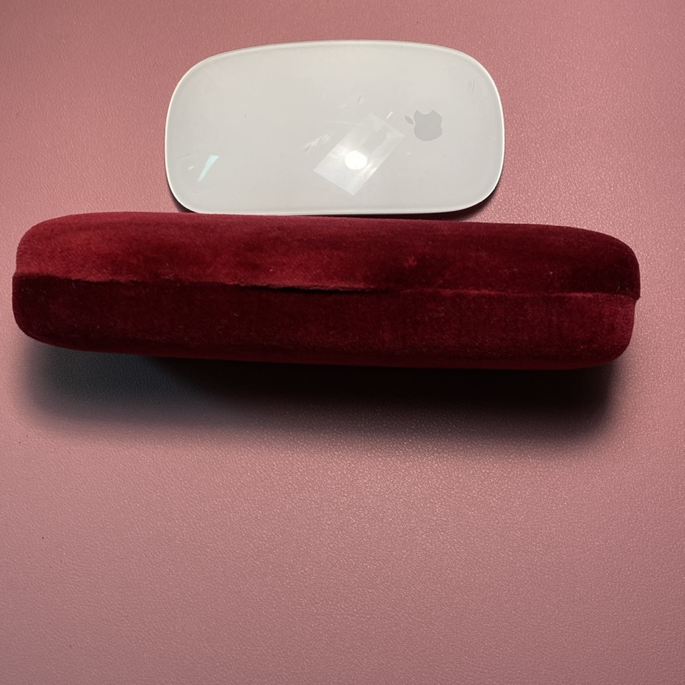 New Authentic Gucci Clamshell Sunglasses/Glasses … - image 6